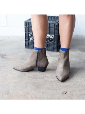 L'INTERVALLE | Suede Bleeker Boots